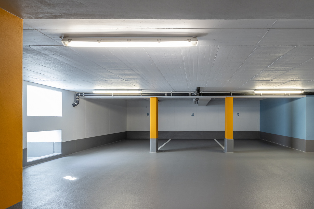 Tiefgarage Kressbronn — Stützen und Stellplätze